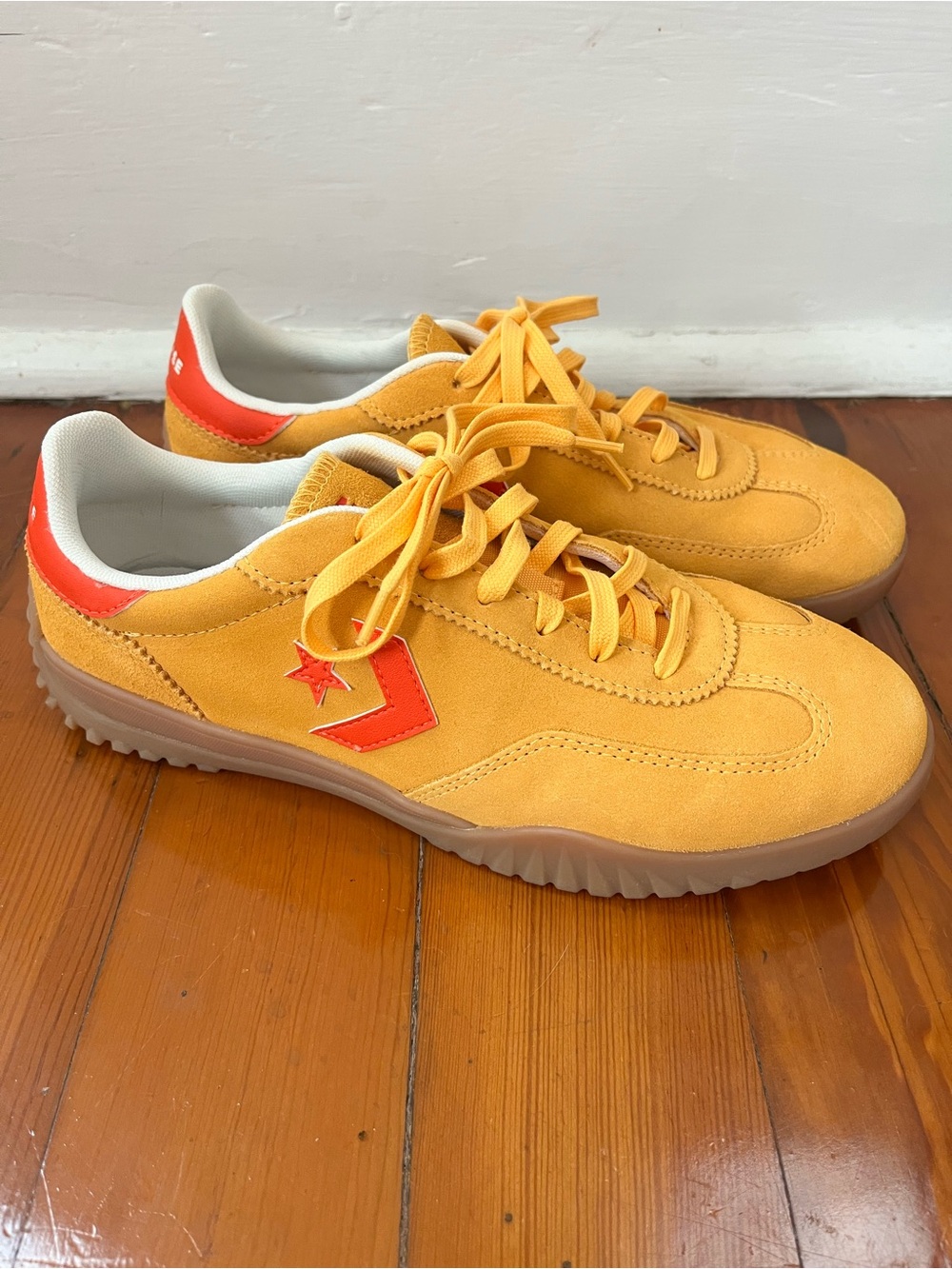 Converse Run Star Trainer Yellow Orange Red Suede W9/M7.5